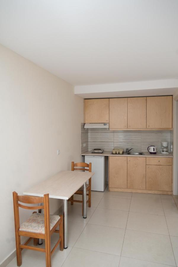 SUNSET studios&apts Malia Exterior foto